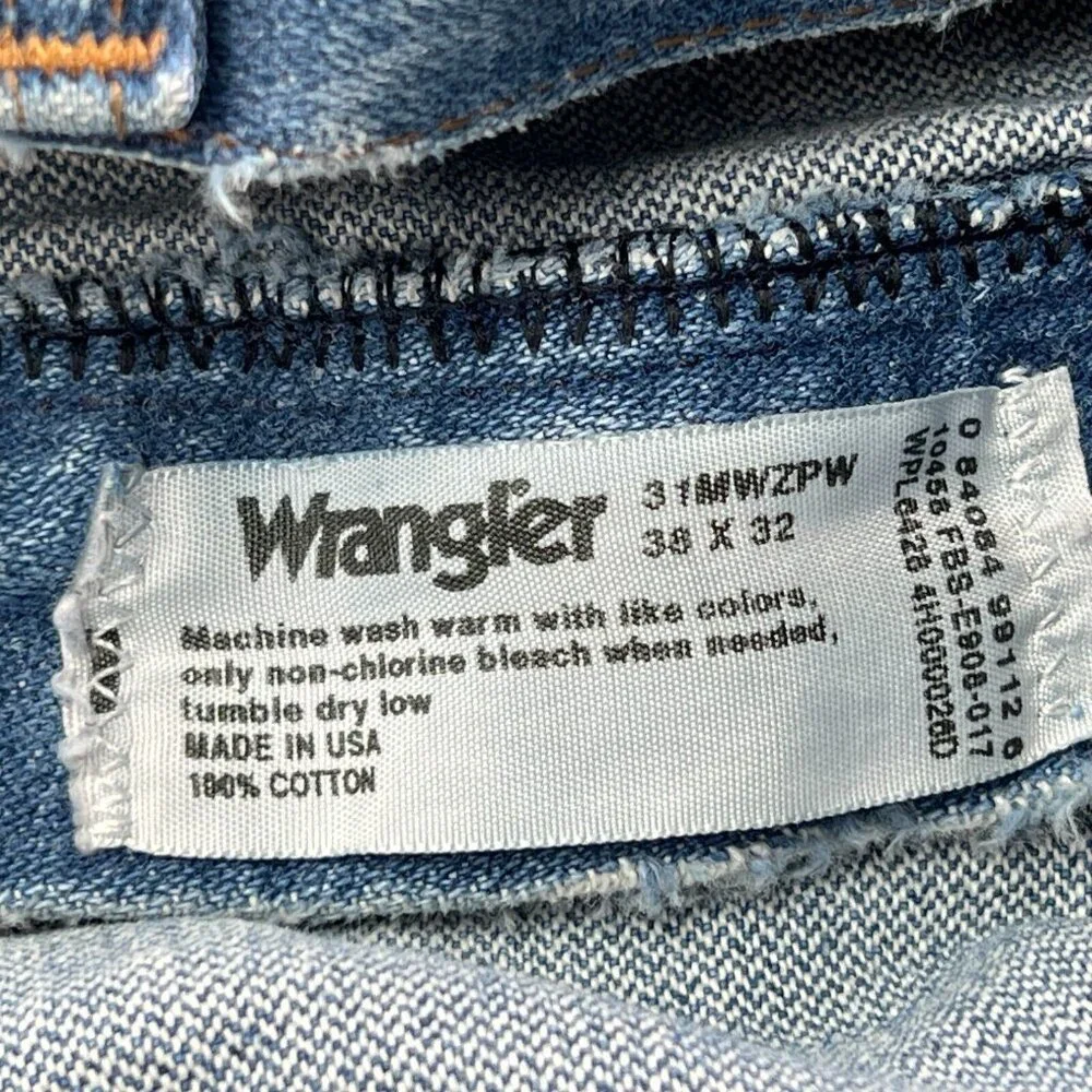 Vintage Wrangler Jeans 38X 32 Cowboy Cut 31MWZPW Relaxed Fit Made in USA *